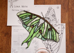 Stained Glass Pattern: Luna Moth pdf