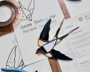 Stained Glass Pattern: Barn Swallow Bird in Flight pdf